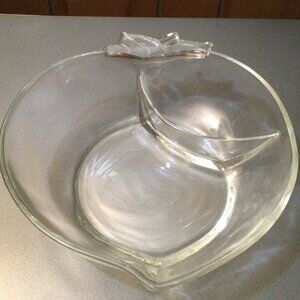 Peach shaped Hazel-Atlas divided 10” glass serving bowl vintage